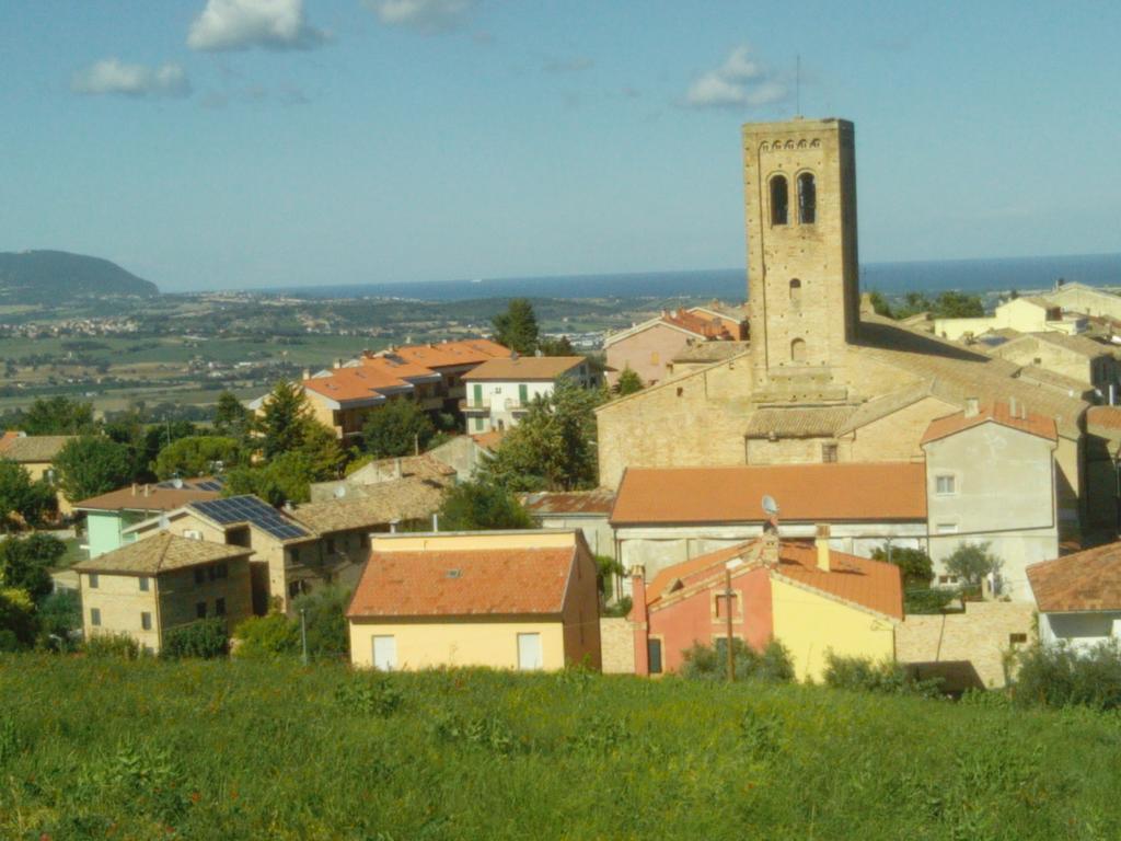 La Casetta Del Muratore เรกานาติ ภายนอก รูปภาพ