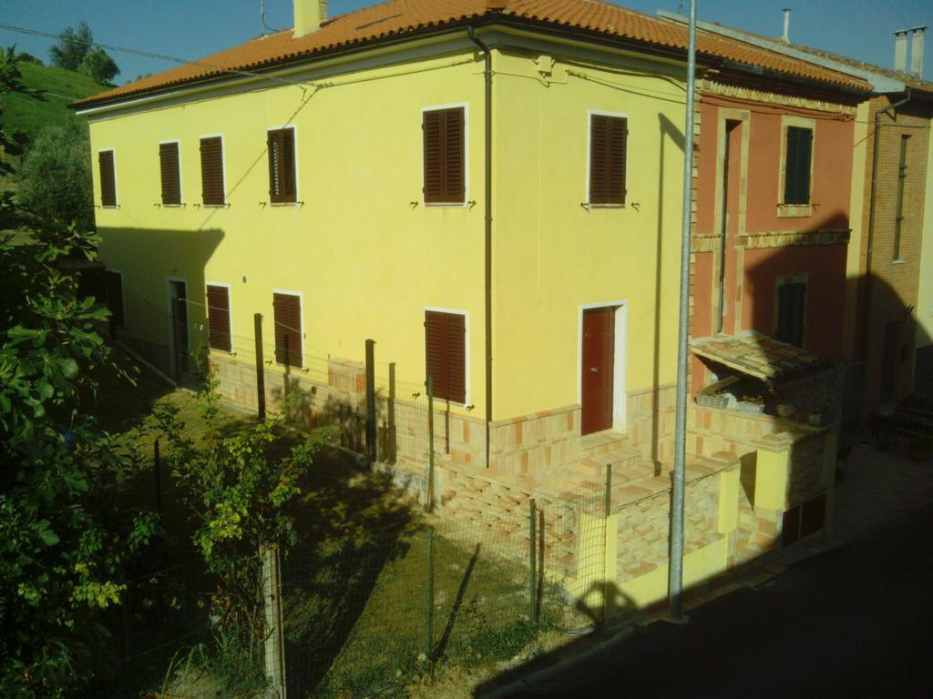 La Casetta Del Muratore เรกานาติ ภายนอก รูปภาพ